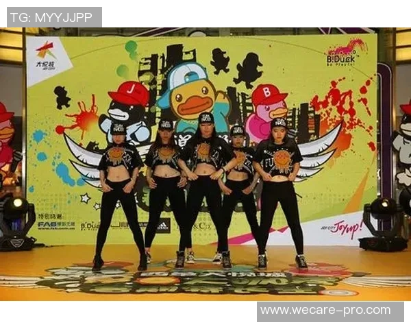 跟随足球明星的时尚脚步打破穿搭界限，尽享独特魅力与潮流风尚